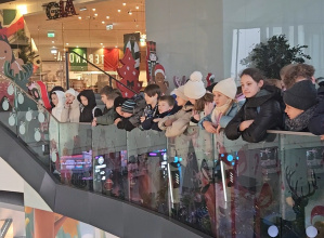 Szóstoklasiści w parku „Hopa Lupa”