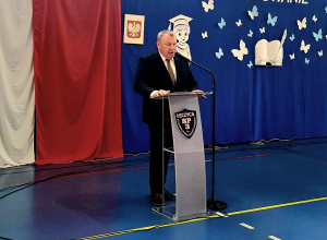 Ślubowanie uczniów klas pierwszych